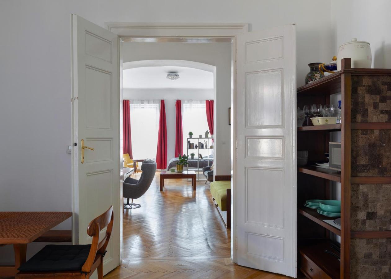 Bright & Spacious Loft With Basilica View Budapest Eksteriør bilde