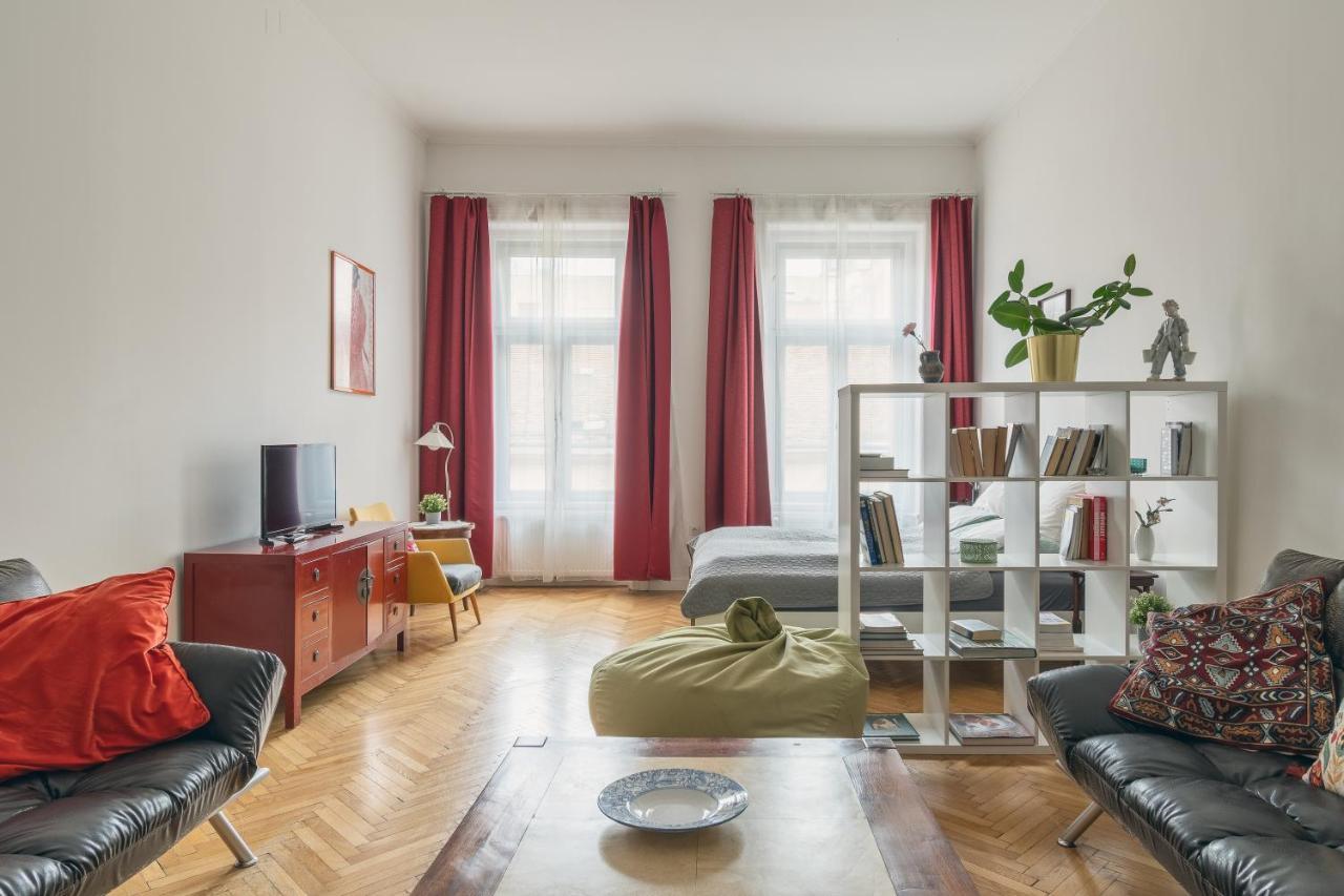 Bright & Spacious Loft With Basilica View Budapest Eksteriør bilde