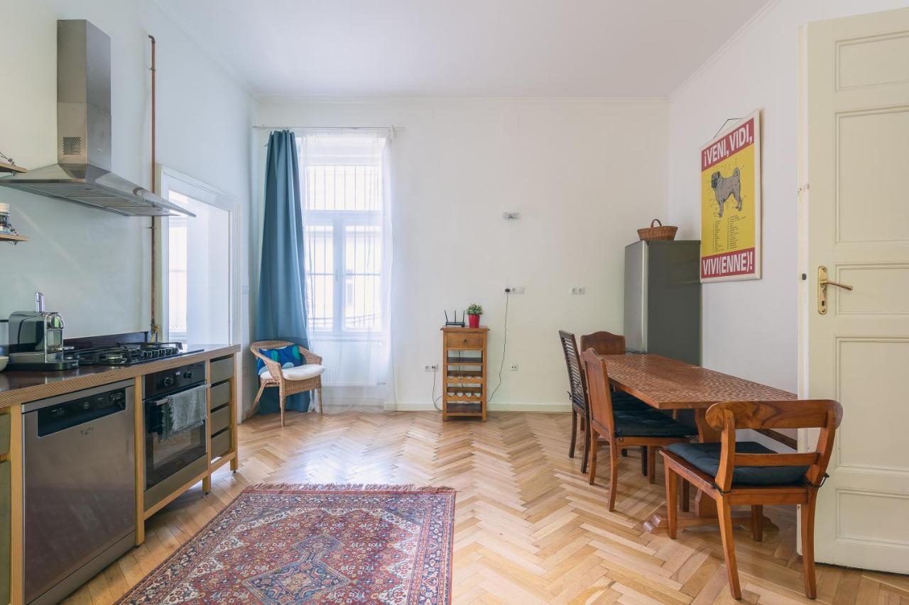 Bright & Spacious Loft With Basilica View Budapest Eksteriør bilde